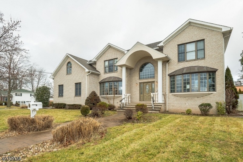 201 Dietz St, Cranford, NJ 07016 - photo 1