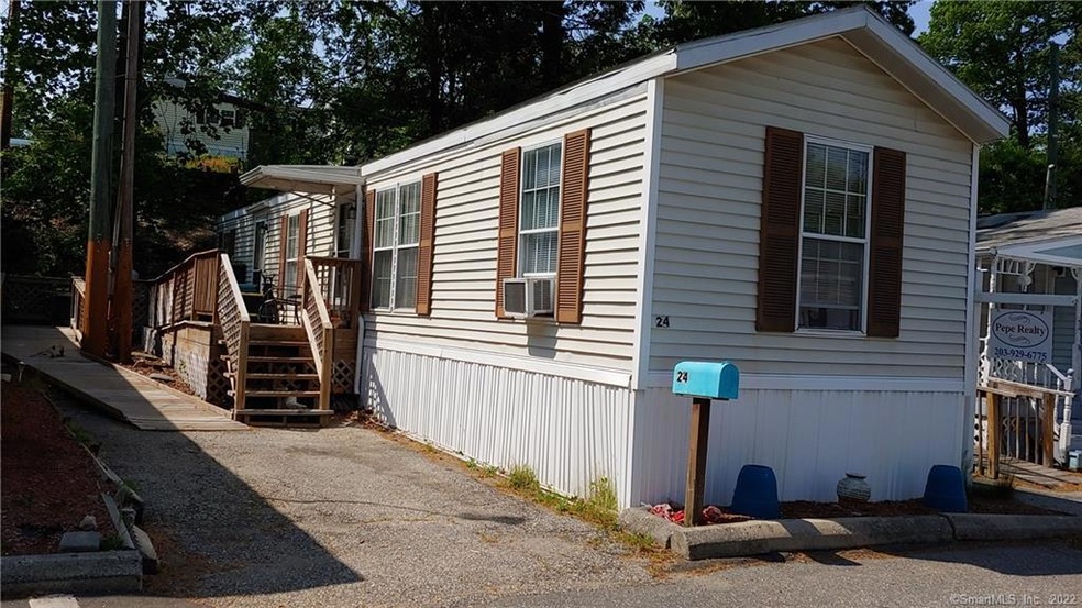 24 Hemlock Dr, Shelton, CT 06484 - photo 1