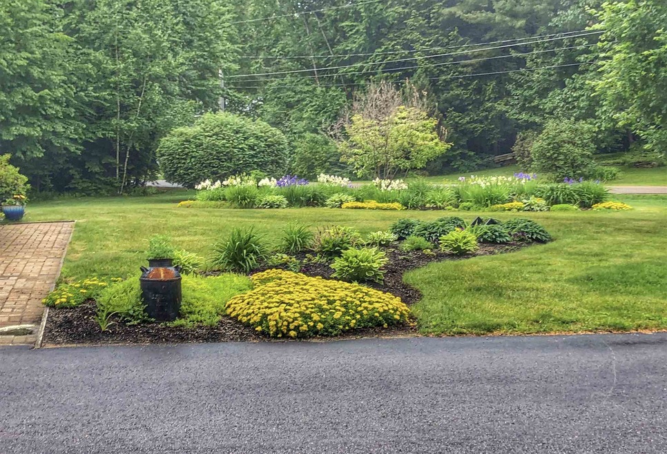 30 Hemlock St, Rochester, NH 03867 - photo 1