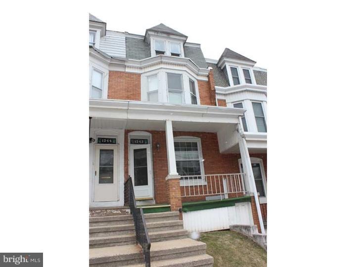 1242 Buttonwood St, Reading, PA 19604 - photo 1
