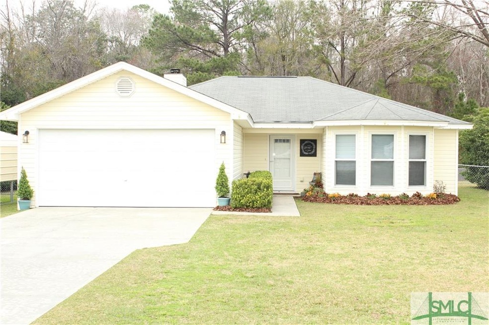 112 Huger St, Rincon, GA 31326 - photo 1