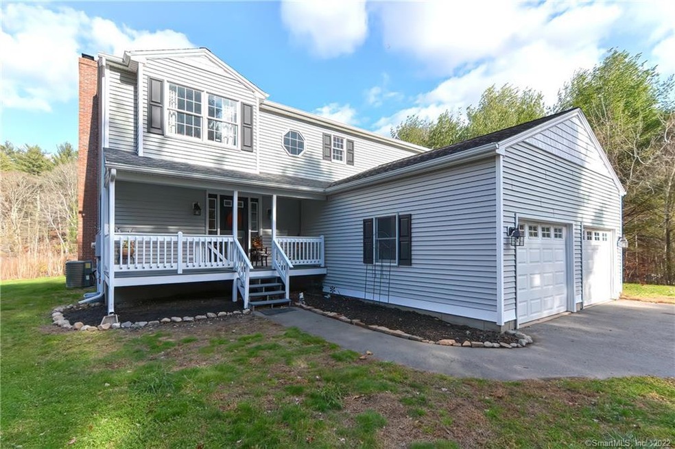 814 Providence Pike, Putnam, CT 06260 - photo 1