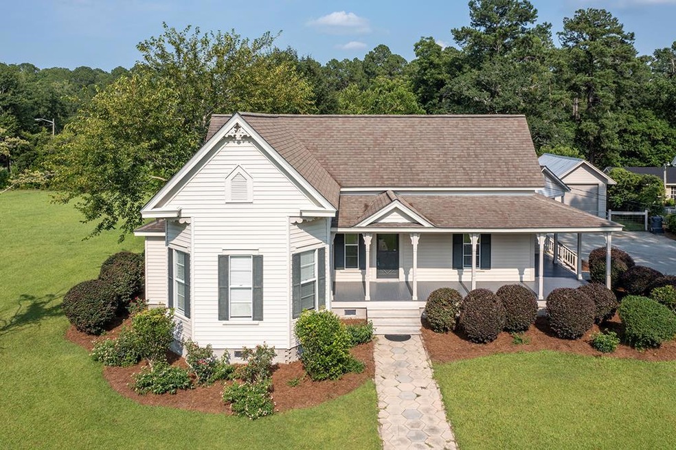 810 N Isabella St, Sylvester, GA 31791 - photo 1