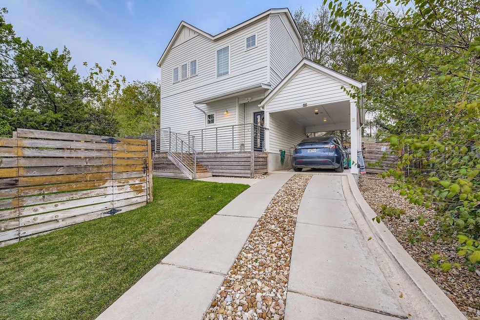 1213 Eleanor St unit B, Austin, TX 78721 - photo 1