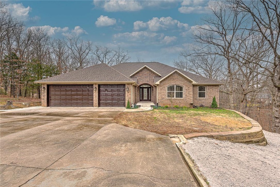 3 Rettendon Ln, Bella Vista, AR 72714
