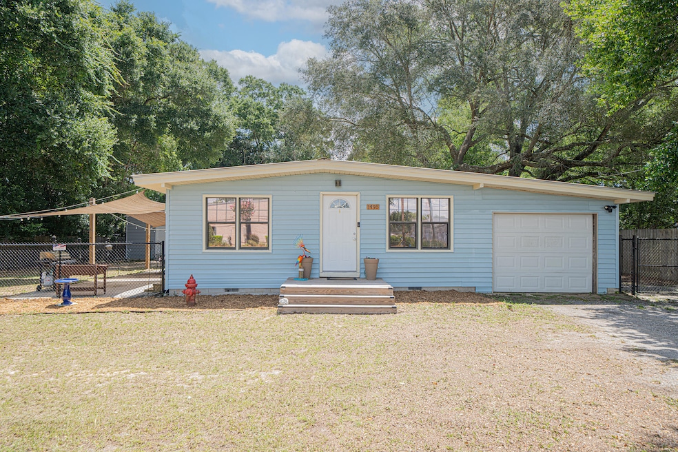 1495 Hickory Drive