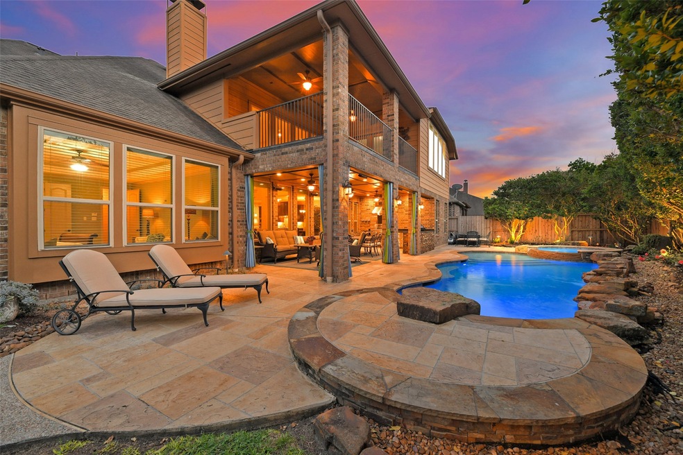 Welcome to 4102 Yucca Court in Sedona Lakes!