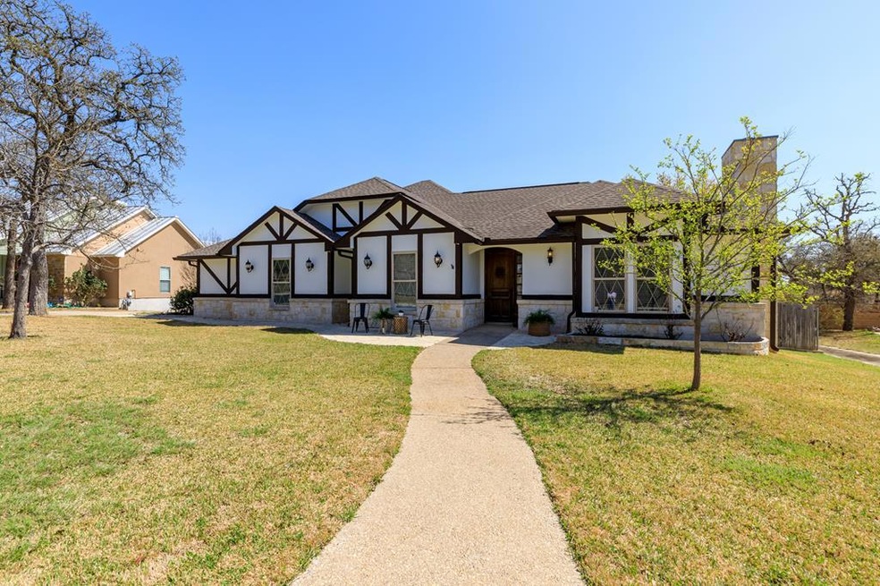 2139 Stone Oak, Fredericksburg, TX 78624 - photo 1