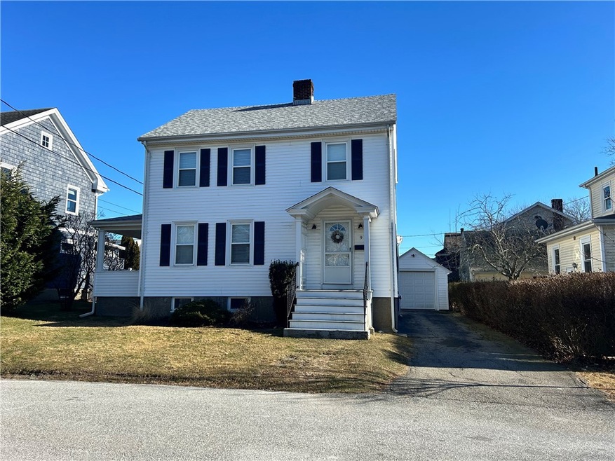9 Sagamore St, Newport, RI 02840 - photo 1