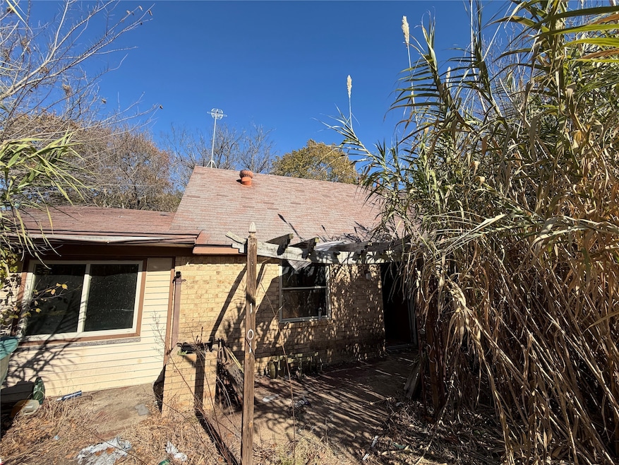 1301 Churchill Way, Sherman, TX 75092 - photo 1