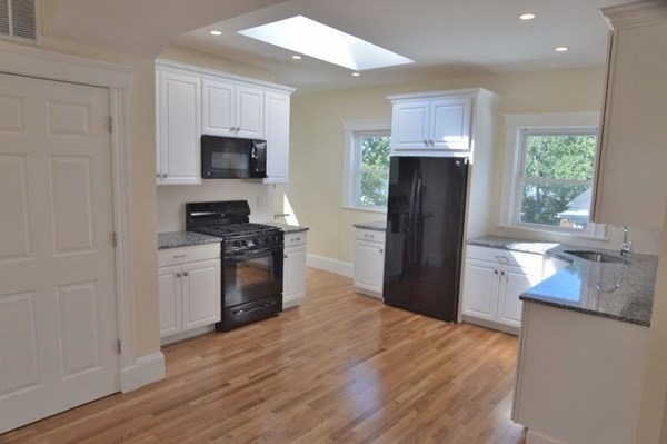 8 Draper St unit 3, Dorchester, MA 02122 - photo 1