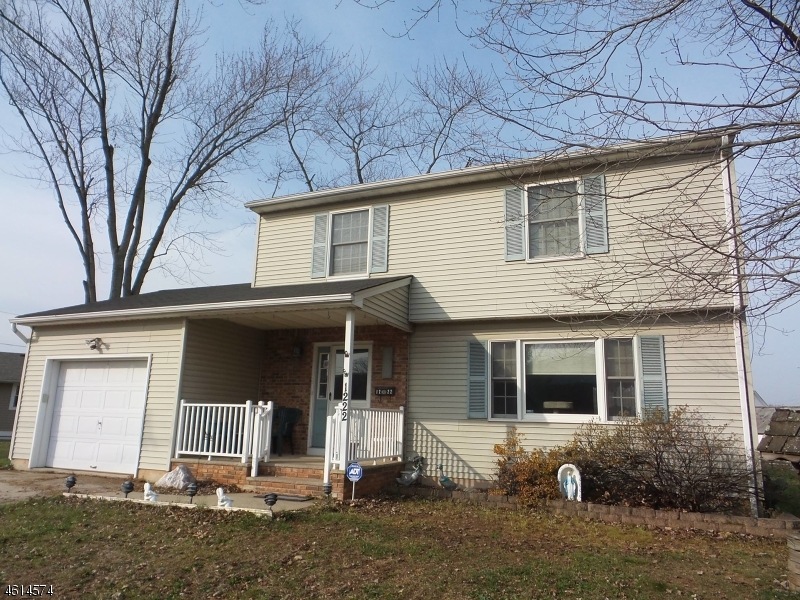 1222 Kennedy Blvd, Manville, NJ 08835 - photo 1