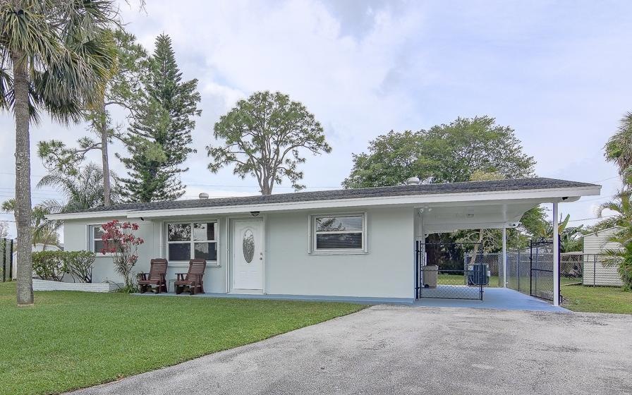 697 SNEAD Circle Photo