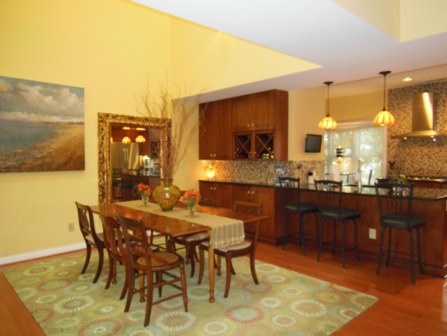 712 Sycamore Place unit 712, Columbus, OH 43206 - photo 1