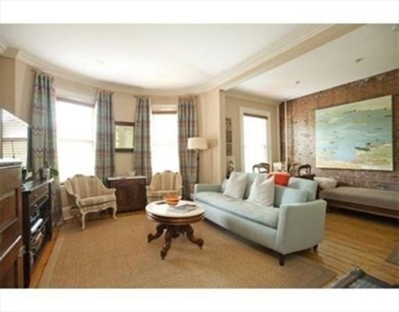 19 E Concord St unit 2, Boston, MA 02118 - photo 1