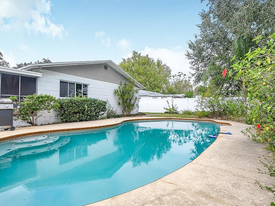 Wonderful Pool Home