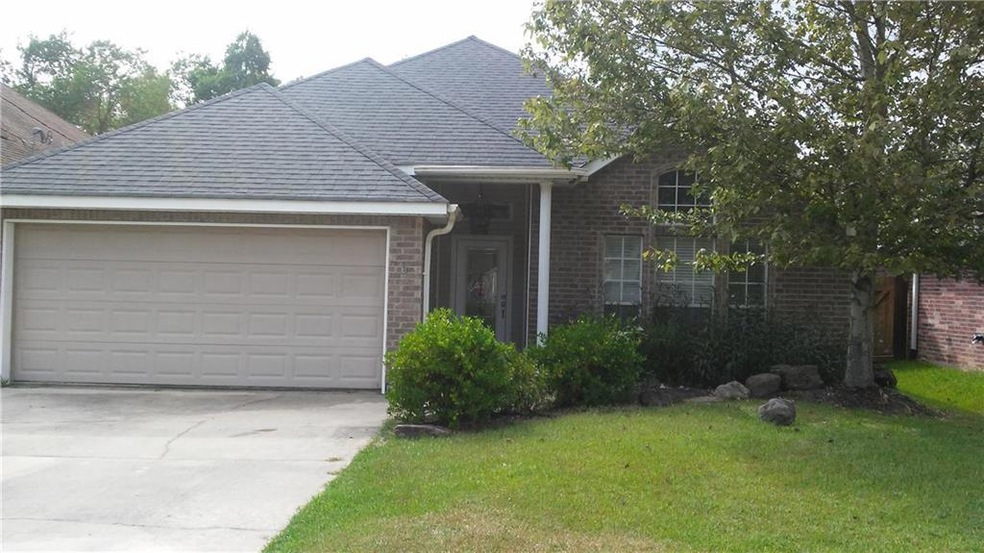 581 Panther Dr, Slidell, LA 70461 - photo 1