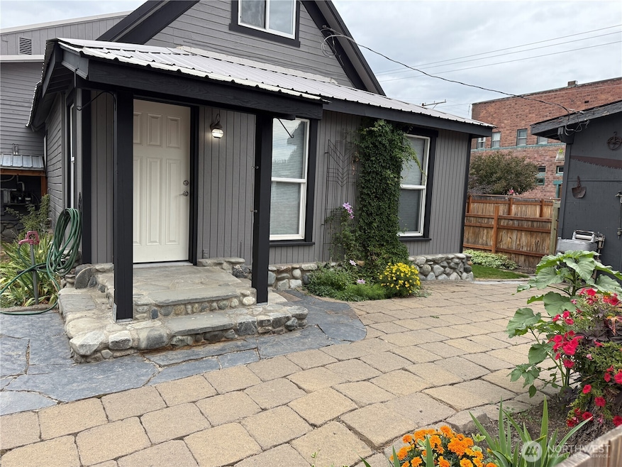 For Rent $1,800/month