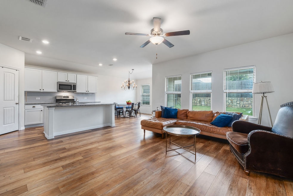 For Sale $299,998 • Co-Listing Agent