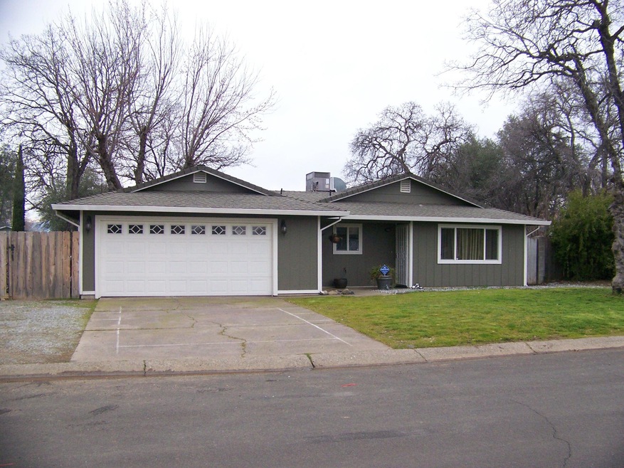 2646 Rainbow Ln, Redding, CA 96002 - photo 1