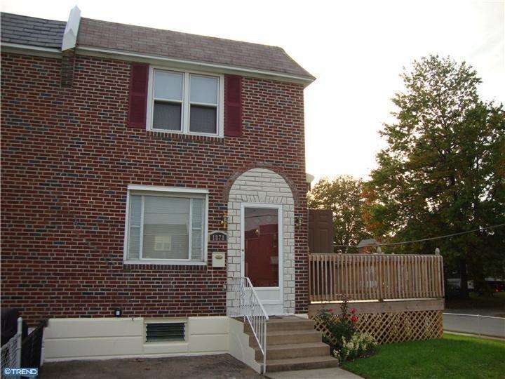 1078 Oakwood Dr, Glenolden, PA 19036 - photo 1