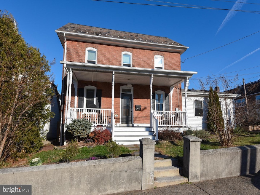 17 N 2nd St, Souderton, PA 18964 - photo 1