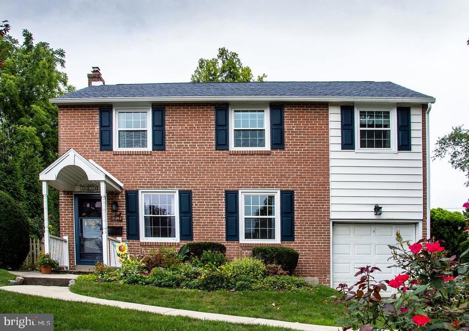 3032 Edmonds Rd, Lafayette Hill, PA 19444 - photo 1