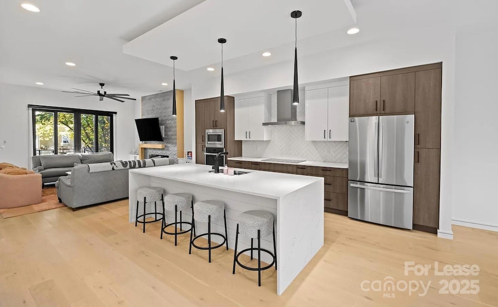 2712 N Davidson St, Charlotte, NC 28205 - photo 1