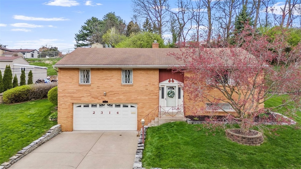 2314 McMonagle Ave, Pittsburgh, PA 15216 - photo 1