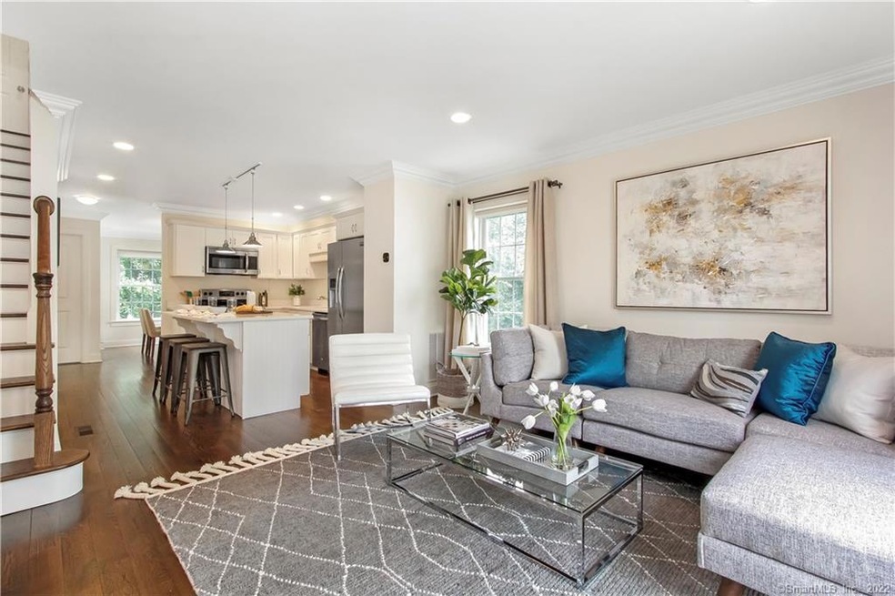 12 Willard Rd unit 11, Norwalk, CT 06851 - photo 1