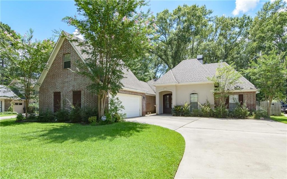 Wonderful curb appeal on this Spring Lake home!