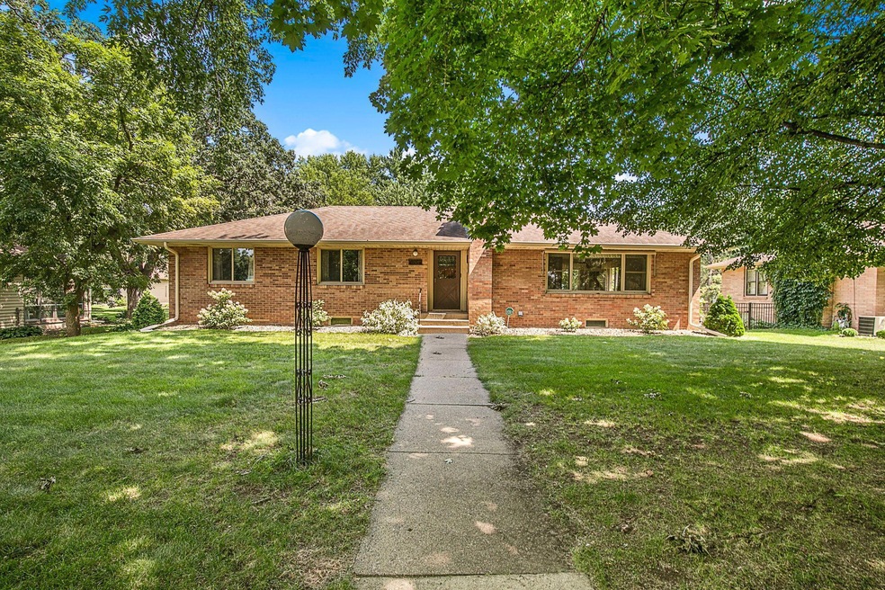 Sold $250,000 • Co-Listing Agent