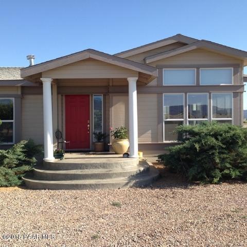 26775 N Falcon Way, Paulden, AZ 86334 - photo 1