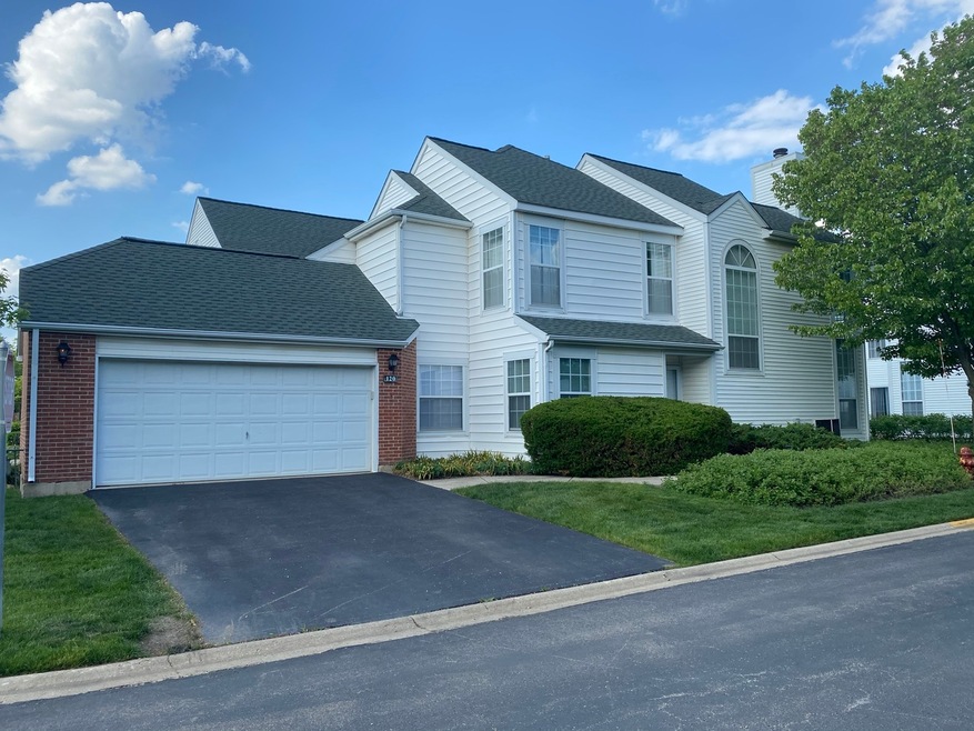 120 Hemstead St unit 43E, Lake Bluff, IL 60044 - photo 1