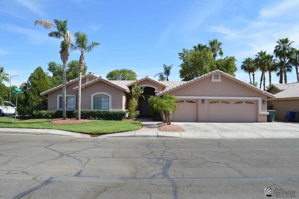 3807 W 18th St, Yuma, AZ 85364 - photo 1