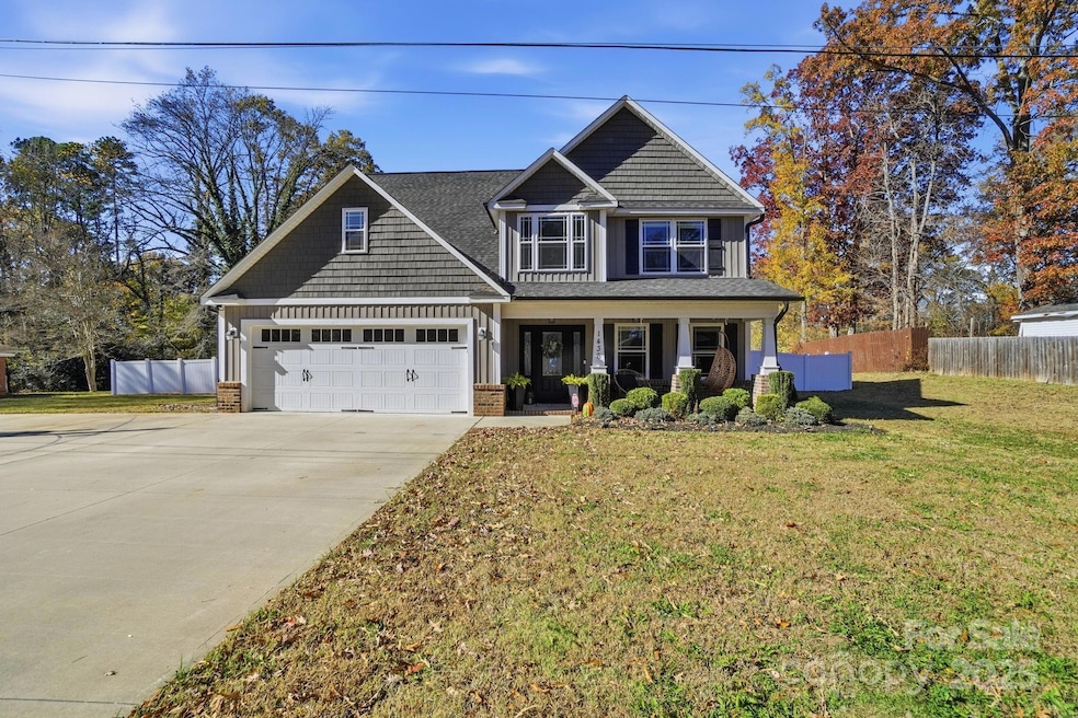 1436 Trotters Ridge Rd, Kannapolis, NC 28081 - photo 1