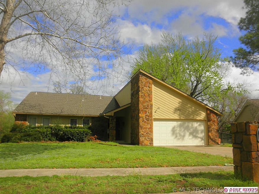 7405 S Ash Place, Broken Arrow, OK 74011 - photo 1