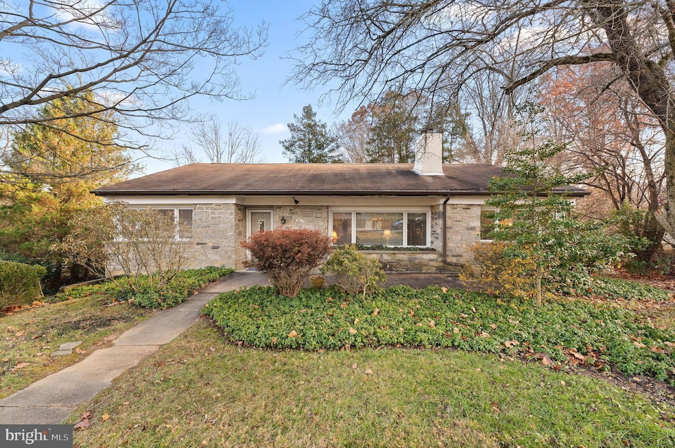 2172 Thomas Ave, Broomall, PA 19008 - photo 1