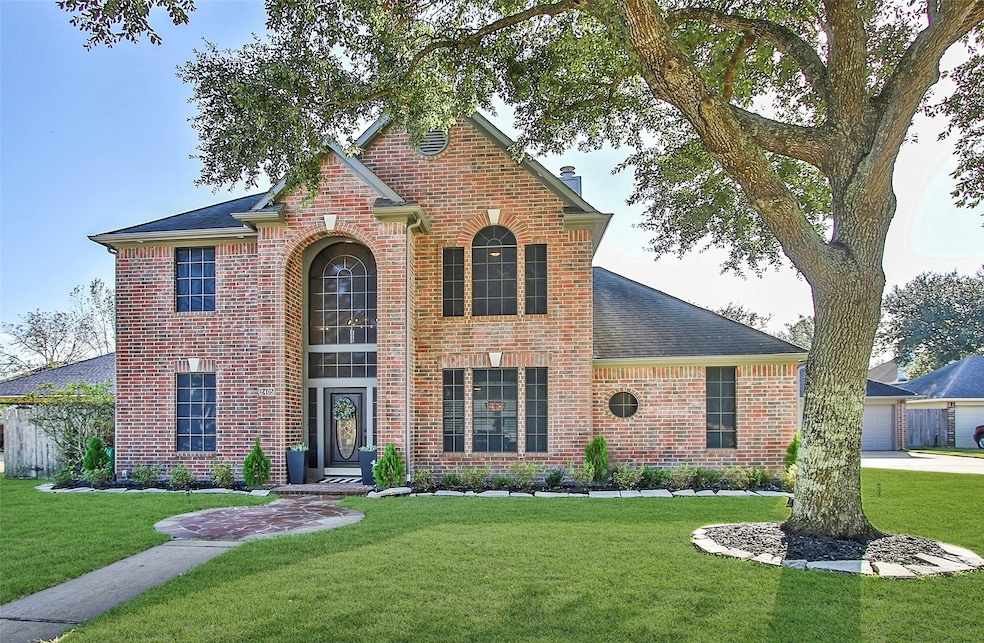2405 San Augustine Ln, Friendswood, TX 77546 - photo 1
