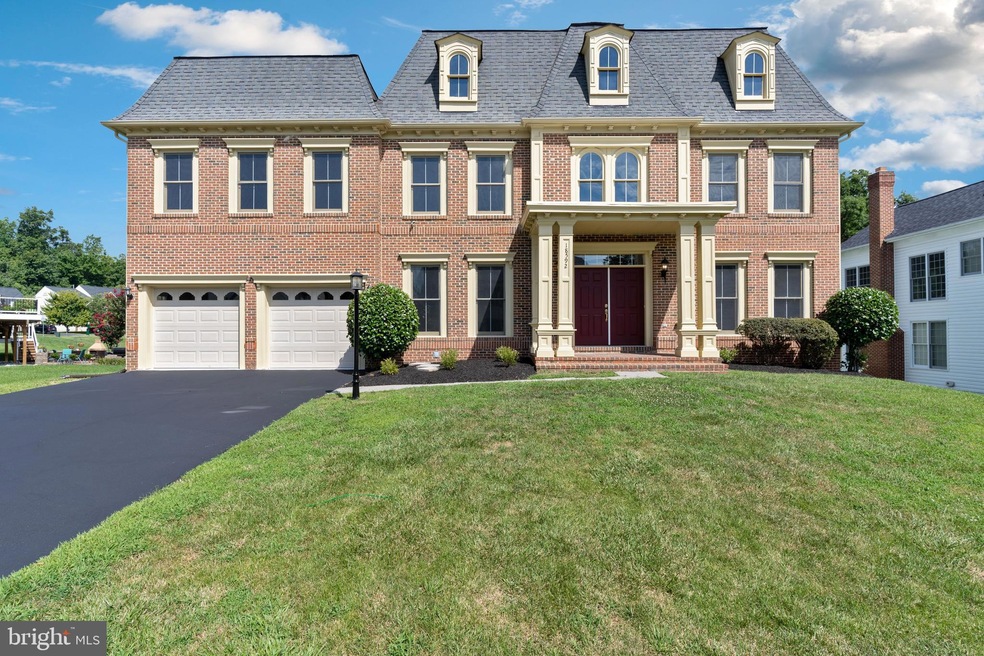 18592 Kerill Rd, Triangle, VA 22172 - photo 1