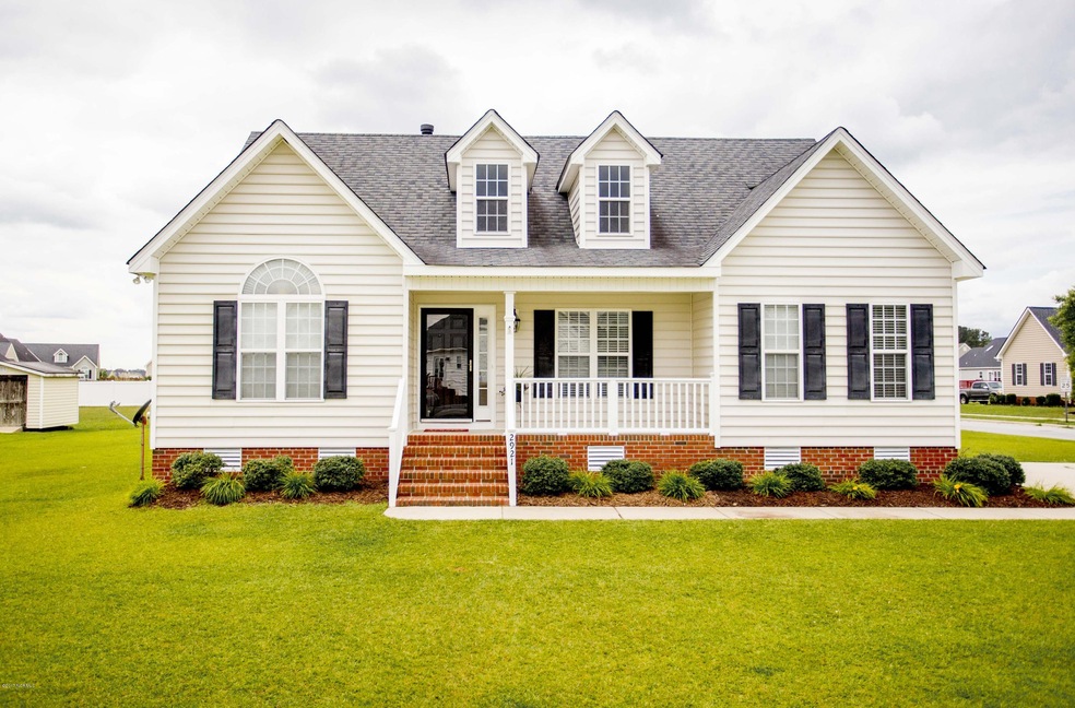 2921 Camille Dr, Winterville, NC 28590 - photo 1