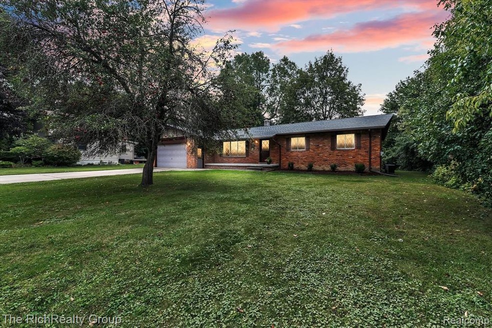 01-28951-Pickford-WindowStill-Real-Estate-Photogra