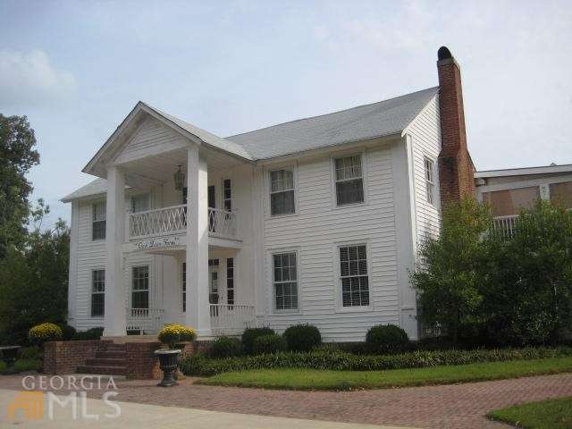 1141 Rome St, Carrollton, GA 30117 - photo 1