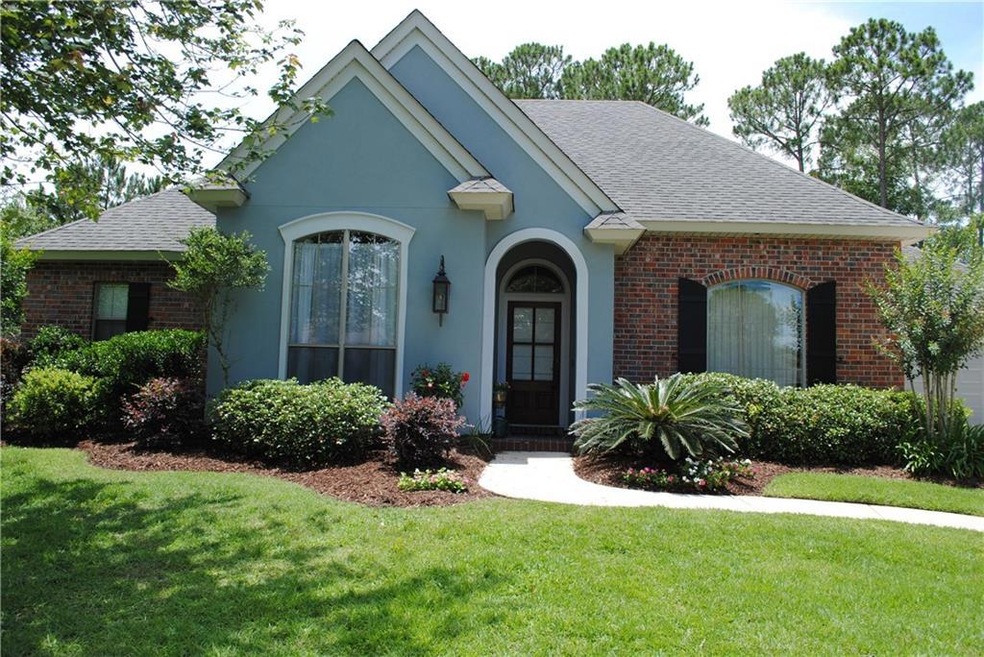 Beautiful Home in Cross Gates Subdivision located