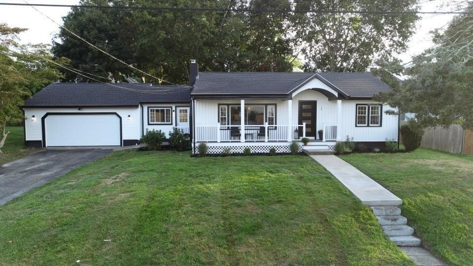 109 Kaufman Rd, Tiverton, RI 02878 - photo 1