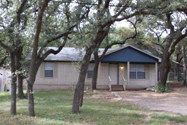 Home front in an oak forest with colonial column c