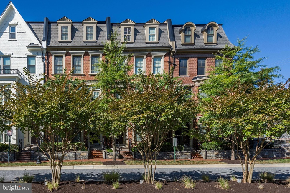 10888 Symphony Park Dr, North Bethesda, MD 20852 - photo 1