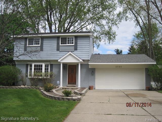 Welcome to 2589 Saint Joseph