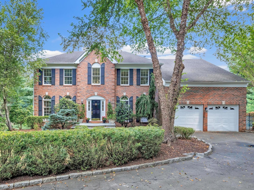 Sold $1,550,000 • Co-Listing Agent