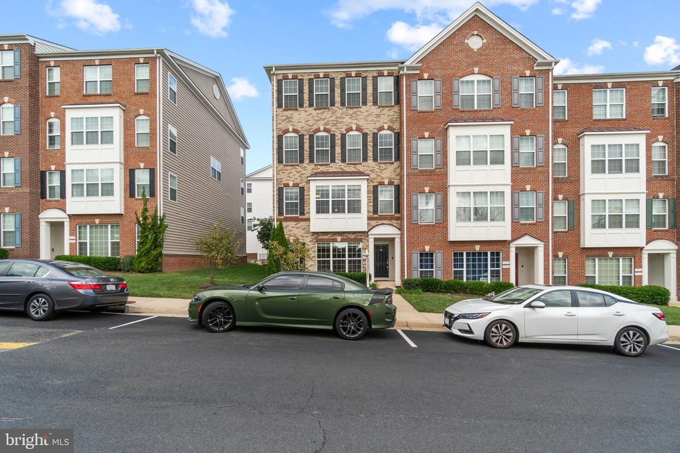 15244 Torbay Way unit 153, Woodbridge, VA 22191 - photo 1